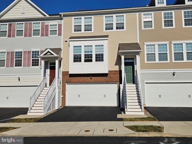 Photo - 1736 Beacon Ln Townhome