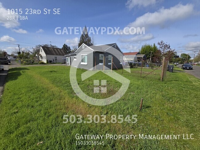 Photo - 1015 23rd St SE