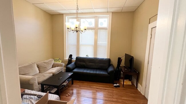 Photo - 395 Orange St Unit 2