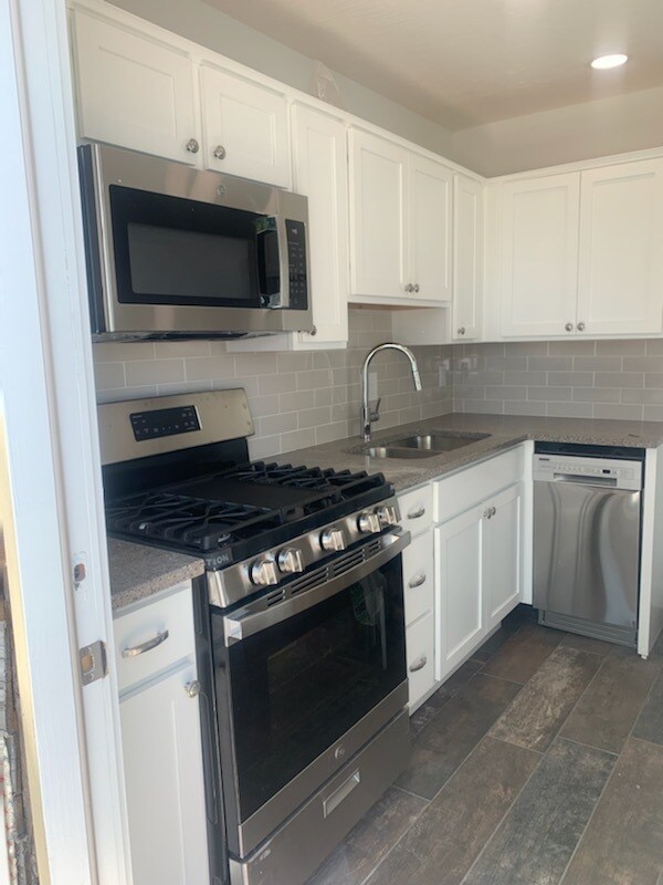 Photo - 1485 Walsh Ave