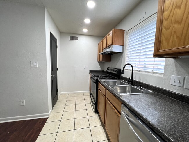 Photo - 507 NW 39th Rd Unit 124