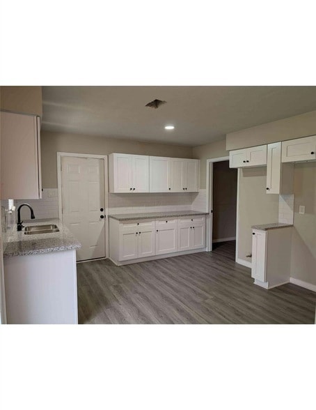 Photo - 10922 Lockgate Ln
