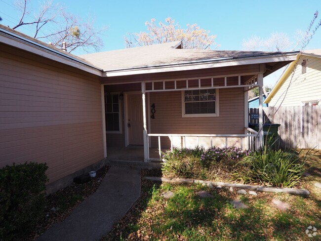 Building Photo - Amazing Round Rock Duplex! Rental