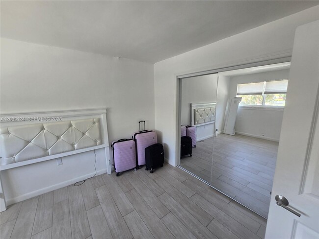 Photo - 465 S Royal Poinciana Blvd Unit 10B