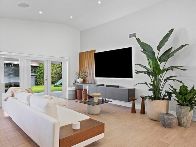 Photo - 7753 NW 189th St