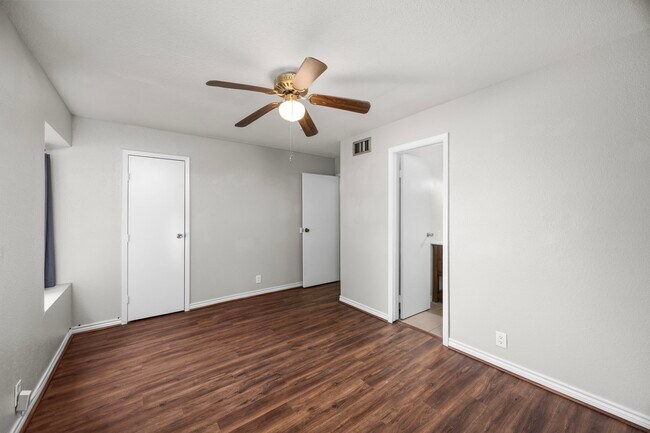 Photo - 11002 Hammerly Blvd Unit 214