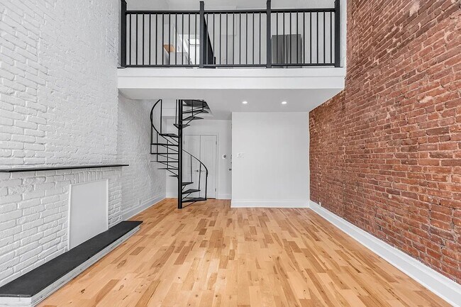 404 W 22nd St Unit 4F