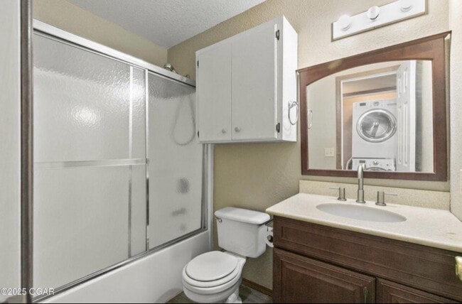 Photo - 6496 Racine St Unidad 2