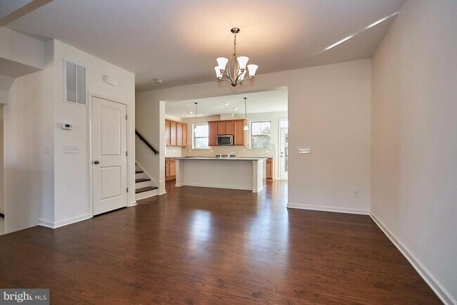 Photo - 43428 Robey Sq