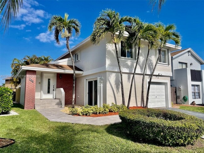 Photo - 922 NW 106th Ave Cir