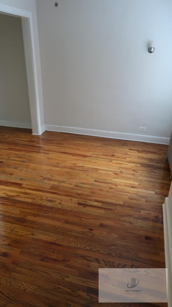 Photo - 4915 W Belle Plaine Ave Unit 4915-302