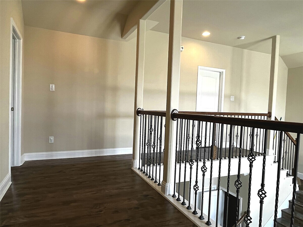 Photo - 307 Maverick Run Ct