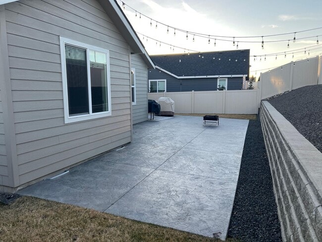 Photo - Spacious Open-Concept Single-Level Home