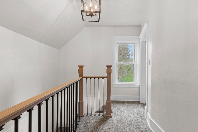 Photo - 617 E Randall St