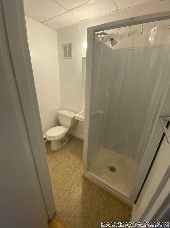 Photo - 405 Beacon St Unit 1