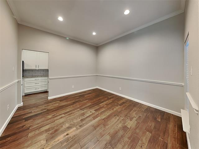 Photo - 2214 Frio Dr