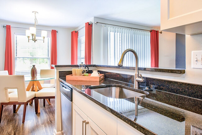 Ravens Crest apartments — community photo