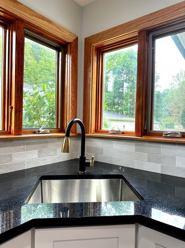 Photo - 1007 Pine St