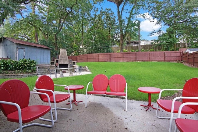 Photo - 1647 Lake Ella Dr