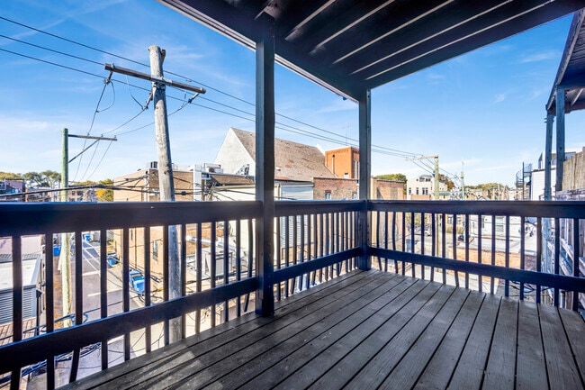 Photo - 944 N Damen Ave Unit 1r