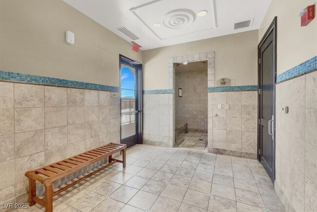 Photo - 2405 W Serene Ave Unidad 535