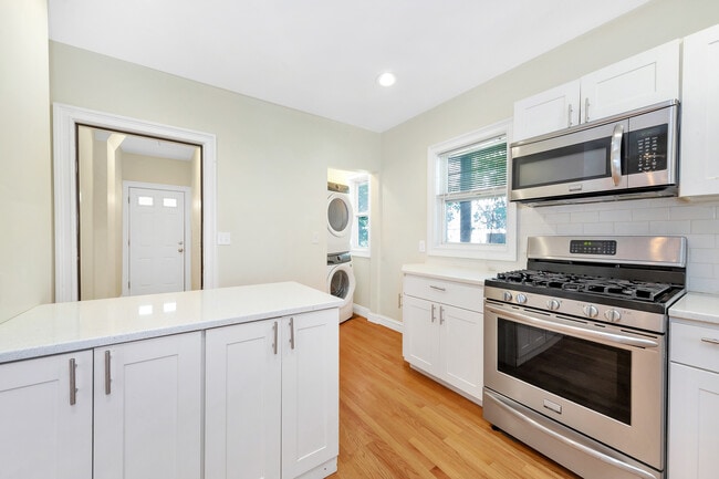 Photo - 9 Winter Hill Rd Unit #1