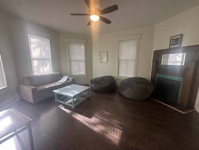 Photo - 1113 Grant St Unit Apt A