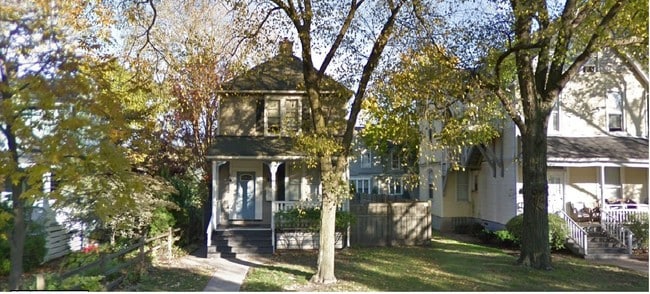 Building Photo - 2141 Maple Ave