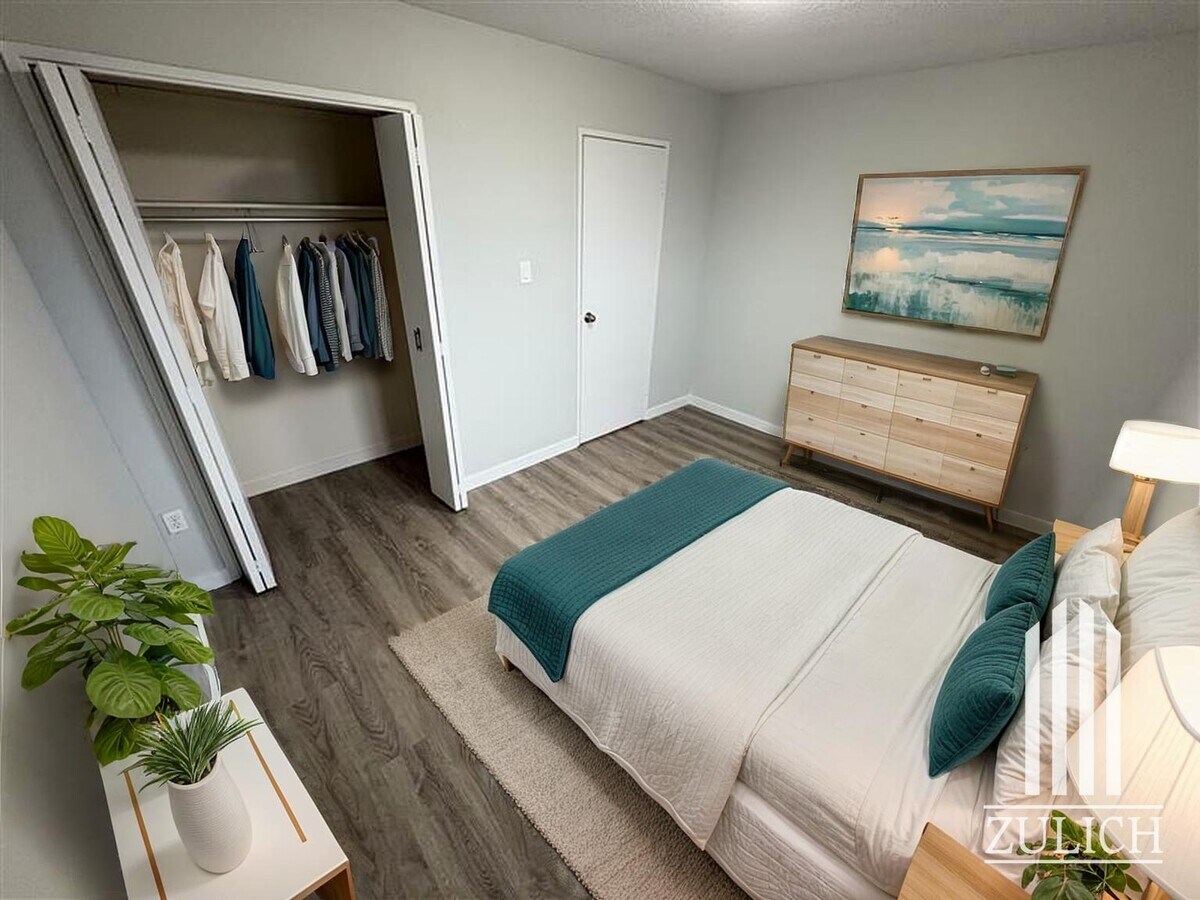 Photo - Regent Court Apartments