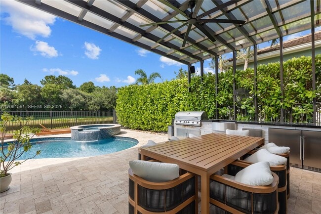 Photo - 9529 Eden Roc Ct
