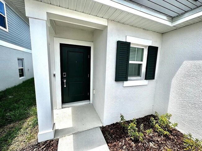 344 Loch Ct