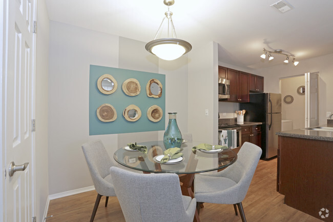 Interior Photo - Windsor Estate Apartments