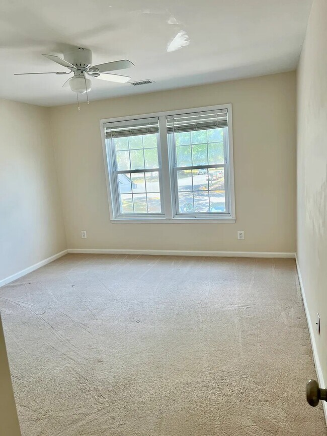 Photo - 12936 Grays Pointe Rd Unit 12936B