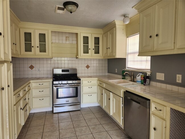 Photo - 13614 Repa Ln