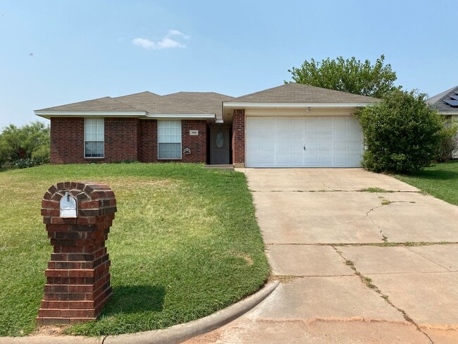 Building Photo - 3908 Onaway Trail