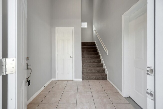 Photo - 167 Binnacle Ct Unit A