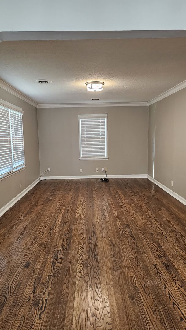 Photo - Adorable 3 bedroom, 1 bath home with a lar...