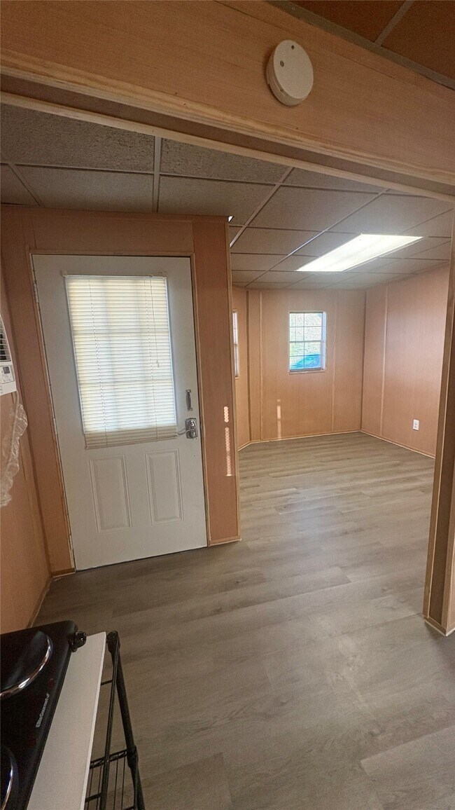 Photo - 3300 County Rd 190 House