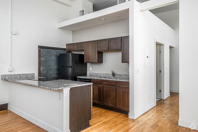 1HAB, 1BA - 660 ft² - Horace Mann Lofts
