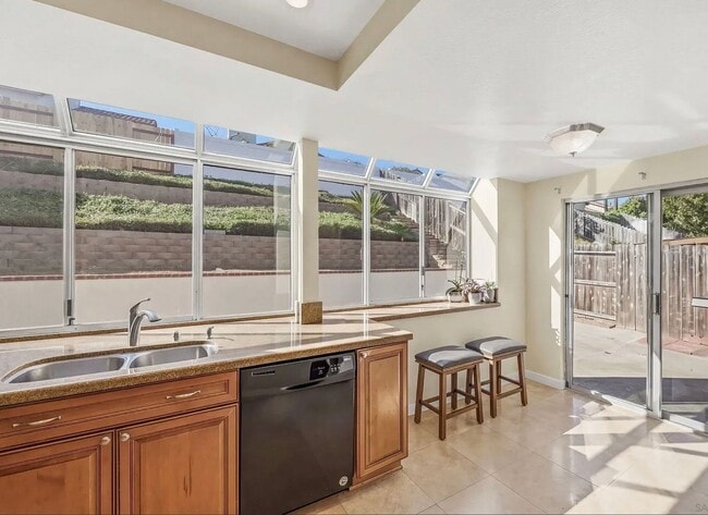 Photo - Stunning 4br/3 bath in Quiet Oceanside neighborhood