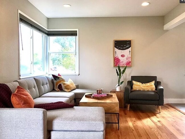 Photo - 3505 Krameria St