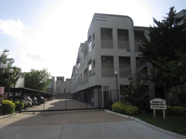 Photo - 1441 East St Unit 207