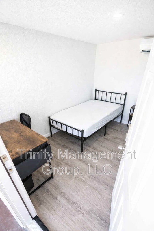 Photo - 1935 Speck Dr