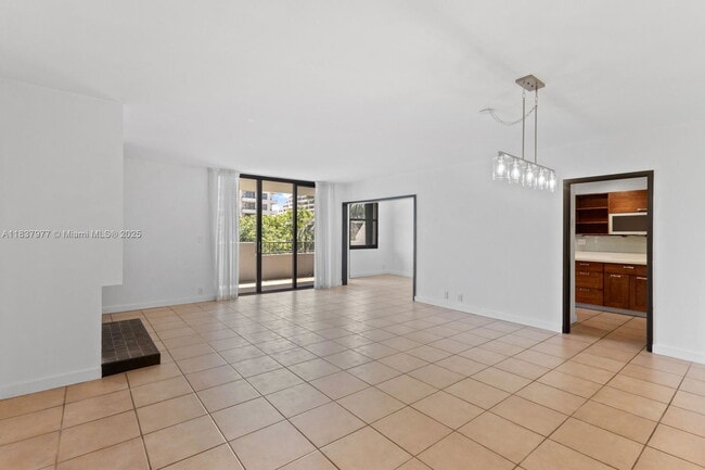 Photo - 161 Crandon Blvd Unit 426