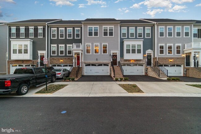 Photo - 17246 Turnstone Dr Townhome