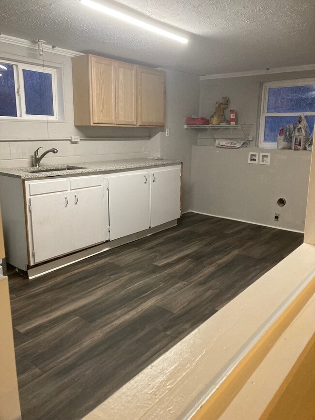 Photo - 220 Apartments Unit Bottom