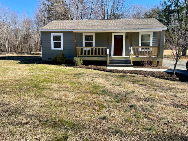 Building Photo - 1808 Nichols Rd