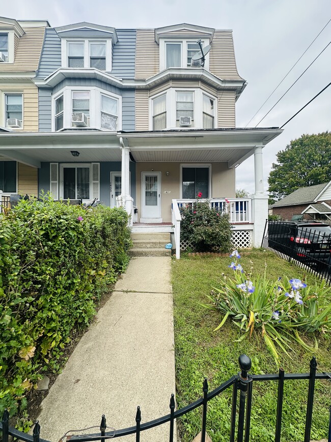 Photo - 1431 Lehigh St
