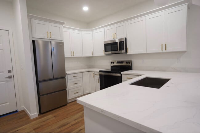 Photo - 1331 Lenore Dr