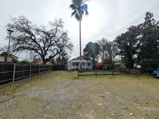 Photo - Updated Sacramento 2bd/1ba House Near UCD!